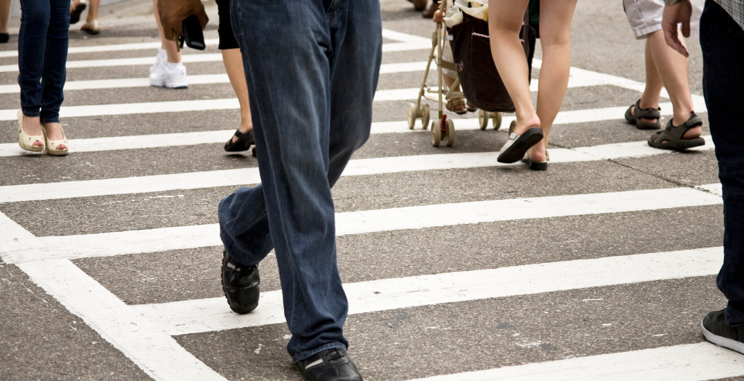 pedestrian crossing rules 